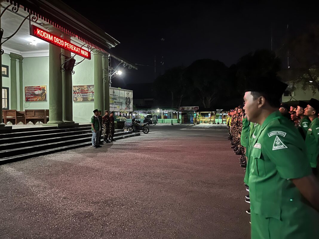 IMG-20250916-WA0008 GP Ansor Kota Probolinggo Salamul Huda, beserta tim gabungan anggota Kodim 0820 dan Ansor.